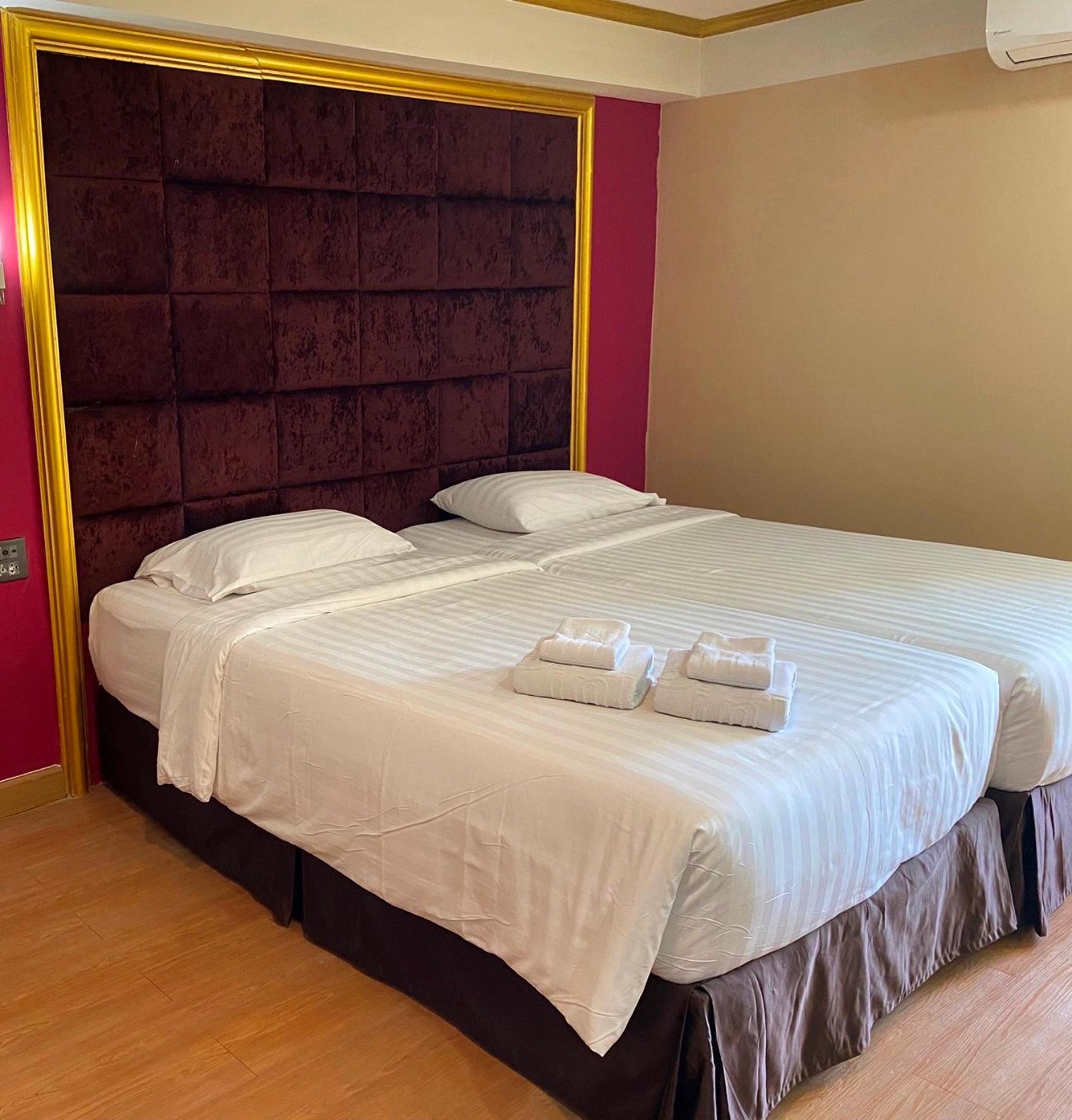 Grand Pink Hotel Hatyai Хатъяй Экстерьер фото